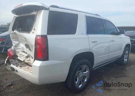 2015 Chevrolet Tahoe Ltz z USA, uszkodzony, nr VIN 1GNSKCKC1FR690803
